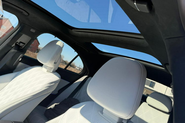 Mercedes E 220 D / W214 / EXCLUSIVE 4MATIC / MILD HYBRID / Salon Polska / / FV zdjęcie 23