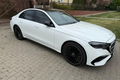 samochód osobowy Mercedes zdjęcie 4
