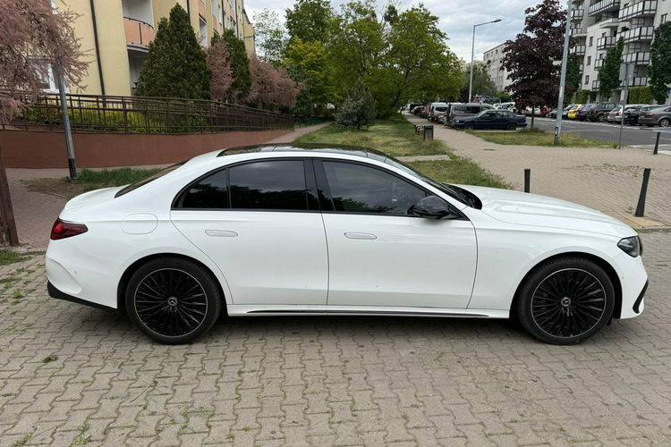 Mercedes E 220 D / W214 / EXCLUSIVE 4MATIC / MILD HYBRID / Salon Polska / / FV zdjęcie 5