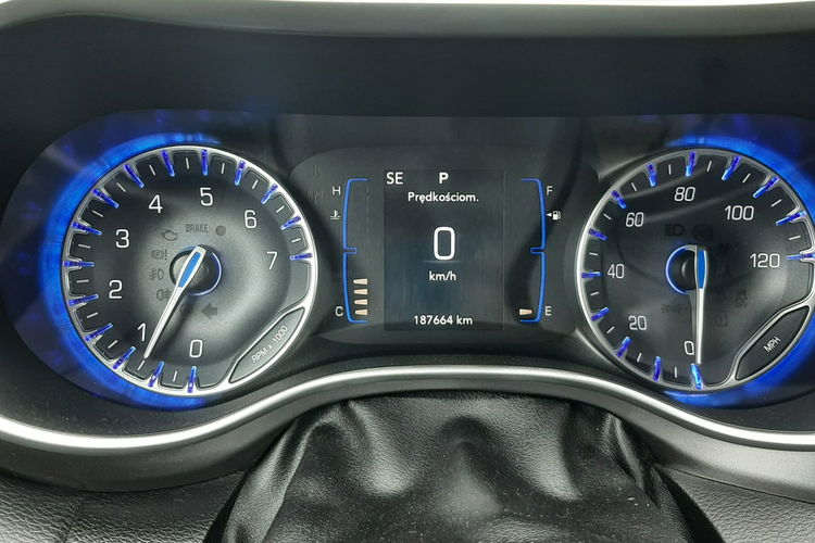Chrysler Pacifica 3,6b 291KM super stan i wygląd zdjęcie 16