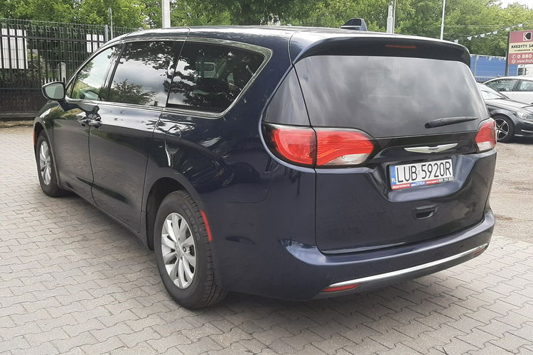 Chrysler Pacifica 3,6b 291KM super stan i wygląd zdjęcie 4