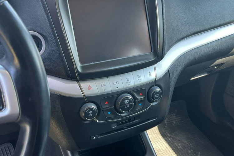 Fiat Freemont 2.0jtd 170KM 7 osobowy pełny serwis zdjęcie 18