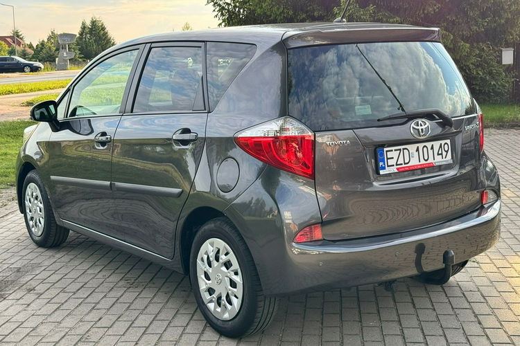 Toyota Verso S Automat Benzyna Niski Przebieg zdjęcie 13