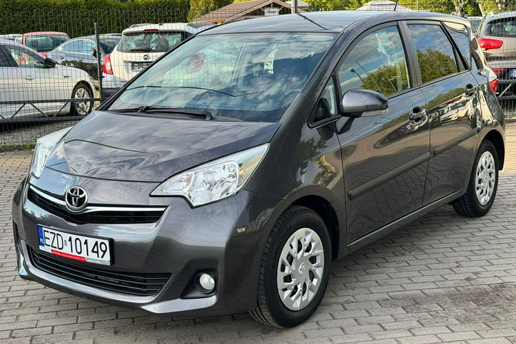 Toyota Verso S Automat Benzyna Niski Przebieg zdjęcie 15