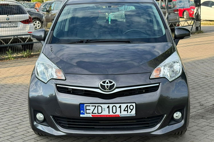 Toyota Verso S Automat Benzyna Niski Przebieg zdjęcie 16