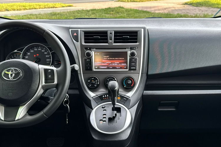 Toyota Verso S Automat Benzyna Niski Przebieg zdjęcie 21