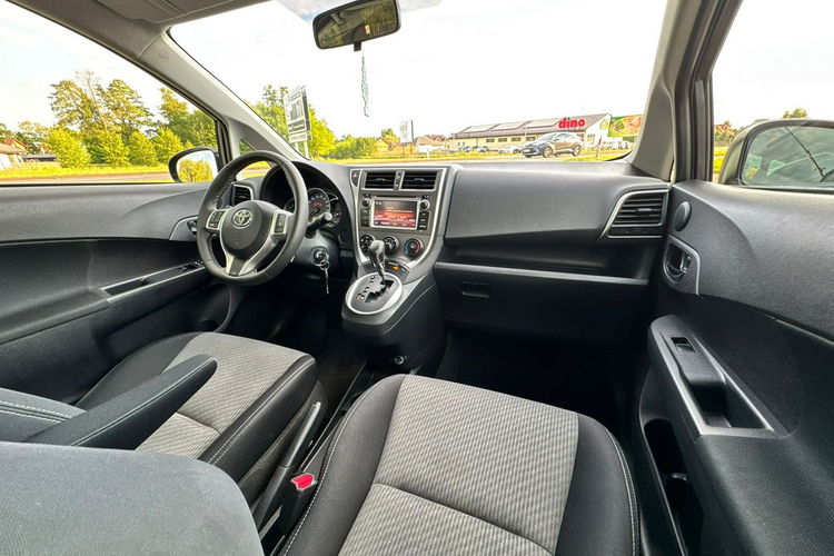 Toyota Verso S Automat Benzyna Niski Przebieg zdjęcie 25