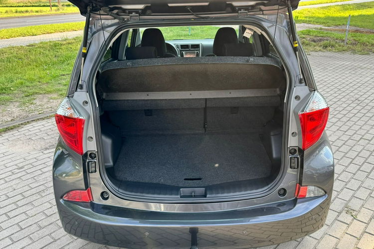 Toyota Verso S Automat Benzyna Niski Przebieg zdjęcie 28