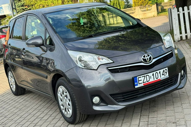 Toyota Verso S Automat Benzyna Niski Przebieg zdjęcie 5