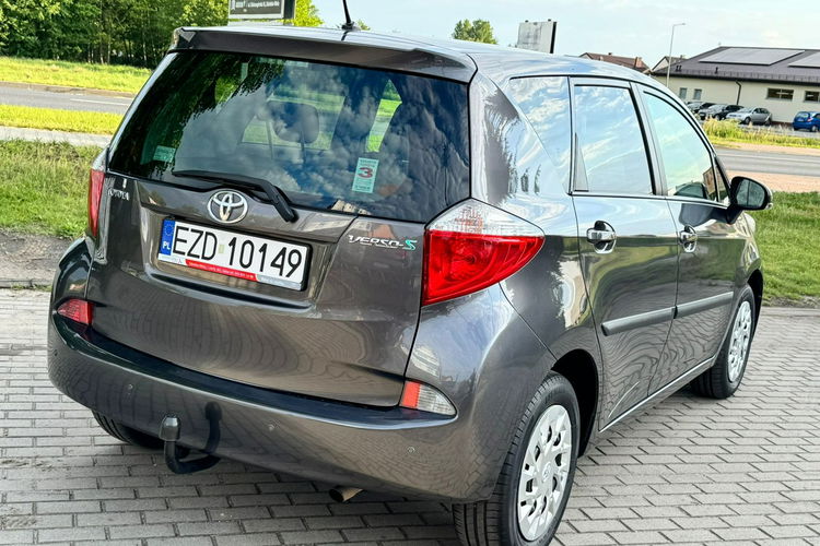 Toyota Verso S Automat Benzyna Niski Przebieg zdjęcie 6
