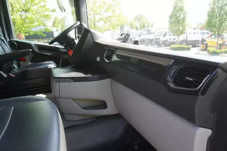 Scania R500 / Chłodnia Lecapitaine multitemperatura / Carrier Supra 950 MT / 3. oś skrętna zdjęcie 26