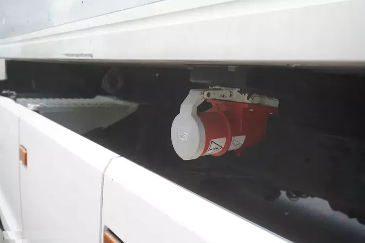 Scania R500 / Chłodnia Lecapitaine multitemperatura / Carrier Supra 950 MT / 3. oś skrętna zdjęcie 4