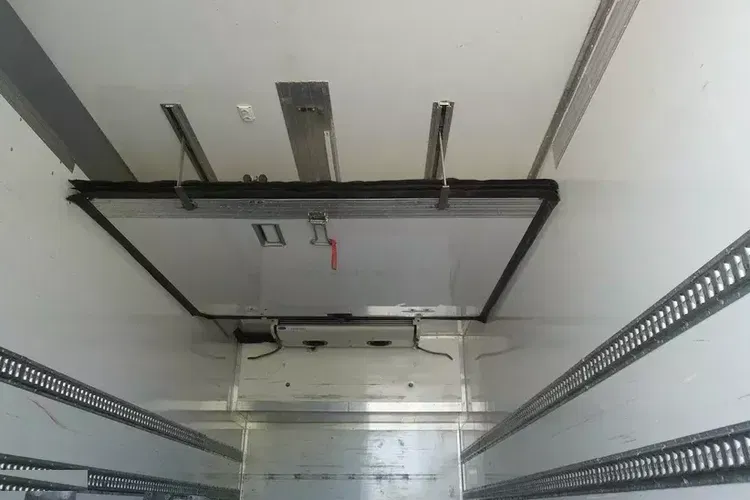 Scania R500 / Chłodnia Lecapitaine multitemperatura / Carrier Supra 950 MT / 3. oś skrętna zdjęcie 7