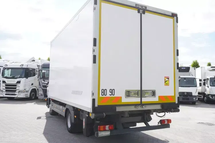 Mercedes Atego 1021 / Chłodnia hakowa Lamberet / Podnośnik 1000 kg / Thermoking T800 R zdjęcie 3