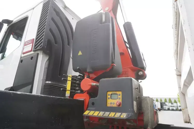 Renault K380 6x4 / HDS 7.85 t / Fassi F175 / 120 tys. km zdjęcie 23