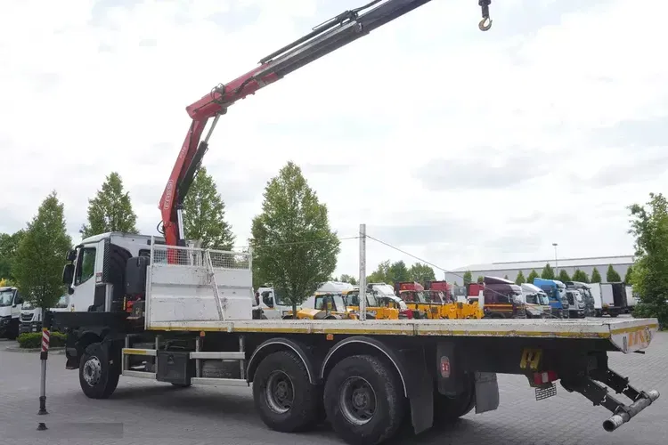 Renault K380 6x4 / HDS 7.85 t / Fassi F175 / 120 tys. km zdjęcie 13