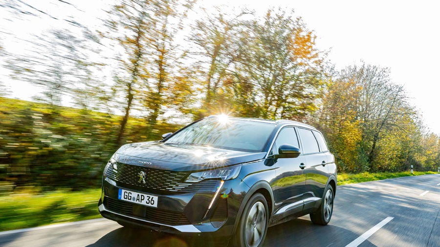 PEUGEOT 5008 1.5 BlueHDi Allure Pack S&S EAT8 zdjęcie 