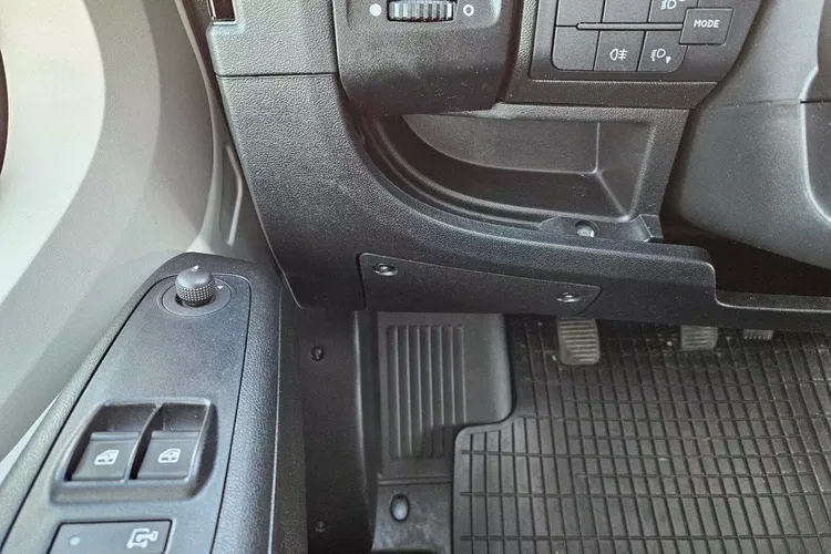 Citroen Jumper L2H1 64999zł NETTO Brygadówka 6 osób 2.0HDi/131KM zdjęcie 19