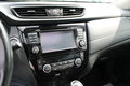 samochód osobowy Nissan zdjęcie 26