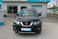 samochód osobowy Nissan zdjęcie 2