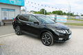 samochód osobowy Nissan zdjęcie 4