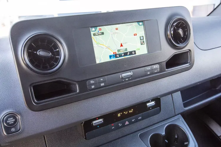 Mercedes Sprinter 317 L3H2 DŁUGI 63.000km Salon Polska zdjęcie 14