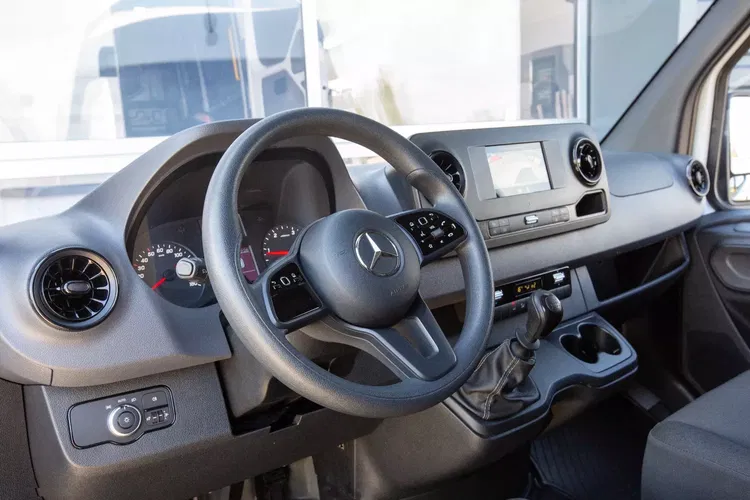 Mercedes Sprinter 317 L3H2 DŁUGI 63.000km Salon Polska zdjęcie 13