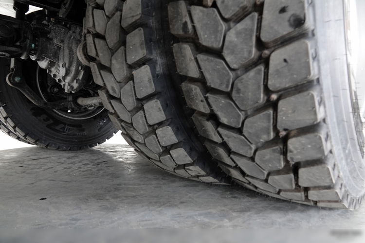 MAN TGS 41.480 / 8X8 / WYWROTKA TYLKNOZSYPOWA / KH-KIPPER / HARDOX / METALIK / 2025 / AUTOMAT / FABRYCZNIE NOWY / DOSTĘPNY OD RĘKI ! zdjęcie 32