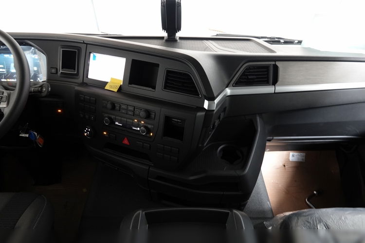 MAN TGS 41.480 / 8X8 / WYWROTKA TYLKNOZSYPOWA / KH-KIPPER / HARDOX / METALIK / 2025 / AUTOMAT / FABRYCZNIE NOWY / DOSTĘPNY OD RĘKI ! zdjęcie 43