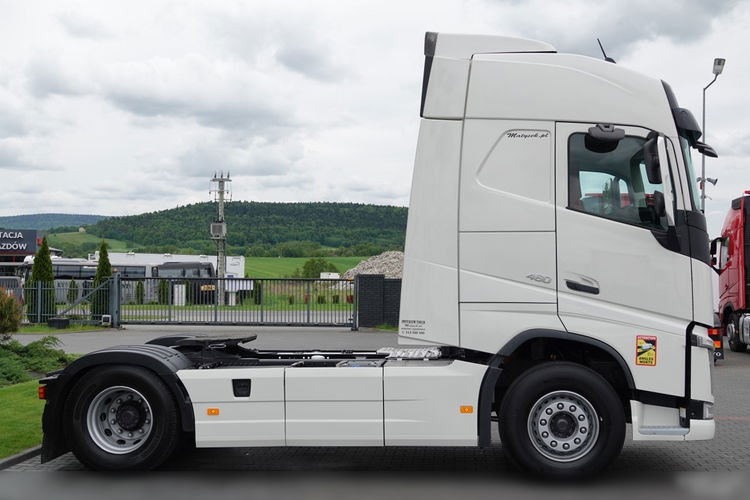 Volvo FH 460 / KLIMA POSTOJOWA / OPONY 100 % / PO KONTRAKCIE SERWISOWYM / SPROWADZONY zdjęcie 10