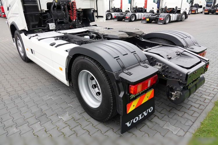 Volvo FH 460 / KLIMA POSTOJOWA / OPONY 100 % / PO KONTRAKCIE SERWISOWYM / SPROWADZONY zdjęcie 15