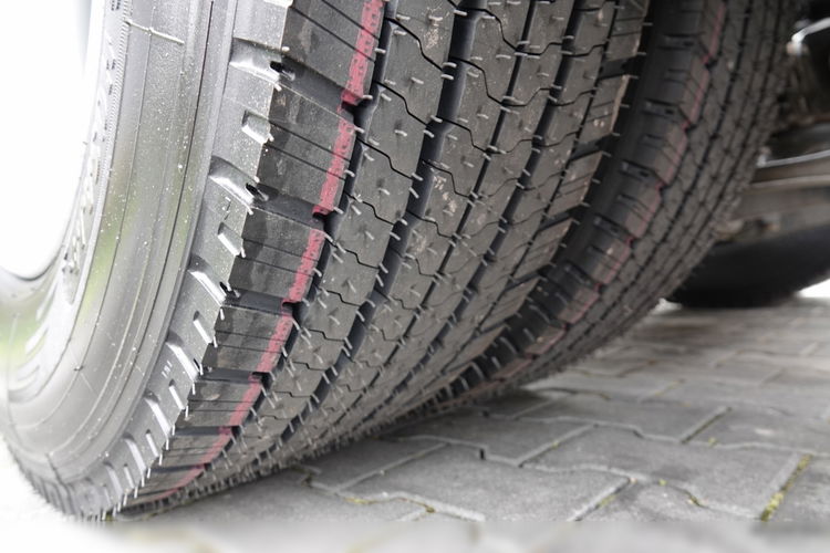 Volvo FH 460 / KLIMA POSTOJOWA / OPONY 100 % / PO KONTRAKCIE SERWISOWYM / SPROWADZONY zdjęcie 21