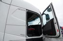 Volvo FH 460 / KLIMA POSTOJOWA / OPONY 100 % / PO KONTRAKCIE SERWISOWYM / SPROWADZONY zdjęcie 37