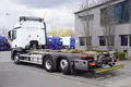 samochód ciężarowy Mercedes zdjęcie 3