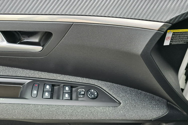 Peugeot 3008 1.5 BlueHdi 130KM EA8 / I-właściciel / zdjęcie 22