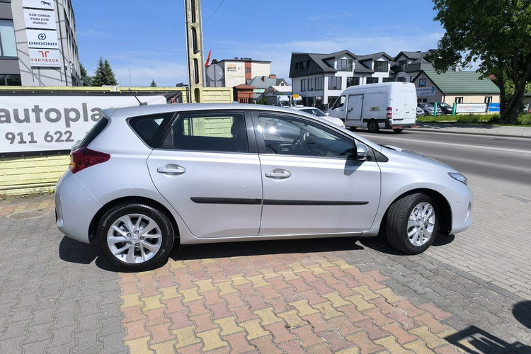 Toyota Auris 1.6 Valvematic 132KM Klimatronic Kamera zdjęcie 3