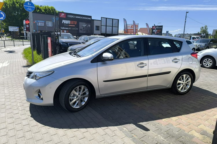 Toyota Auris 1.6 Valvematic 132KM Klimatronic Kamera zdjęcie 9