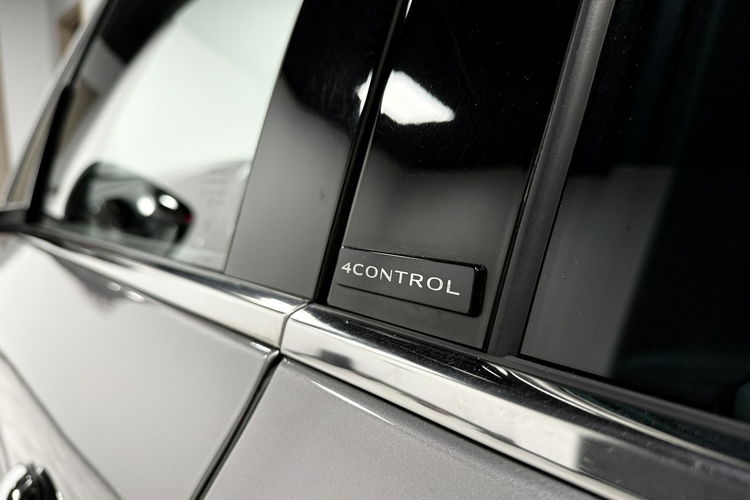 Renault Espace 1.6 DCi 160KM INITIALEPARIS 4Control BOSE Masaż FullLed KeyLes Automat zdjęcie 17