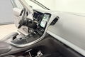 samochód osobowy Renault zdjęcie 30