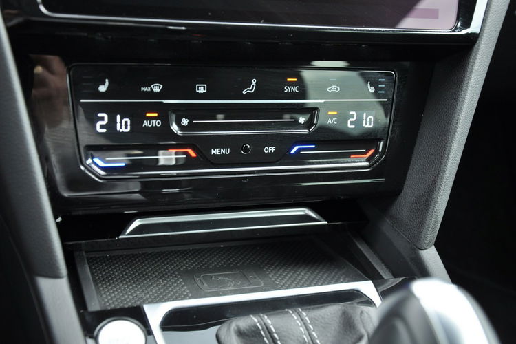 Volkswagen Arteon 2.0TSI 190KM DSG R-line El Klapa Nawigacja Hak Gwar. Fabryczna FV23 zdjęcie 23