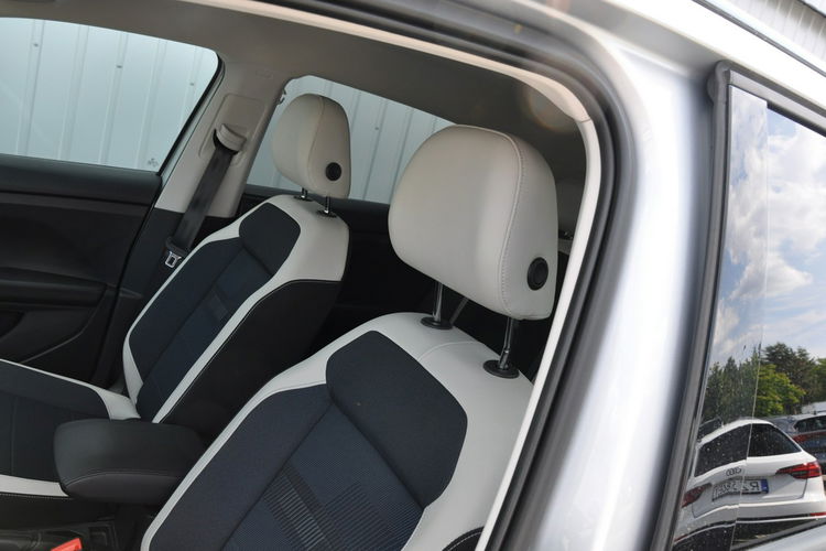 Volkswagen T-Cross 1.0TSI 110KM DSG Life Kamera Czujniki AppConnect Gwar.06/2026 Dealer zdjęcie 12