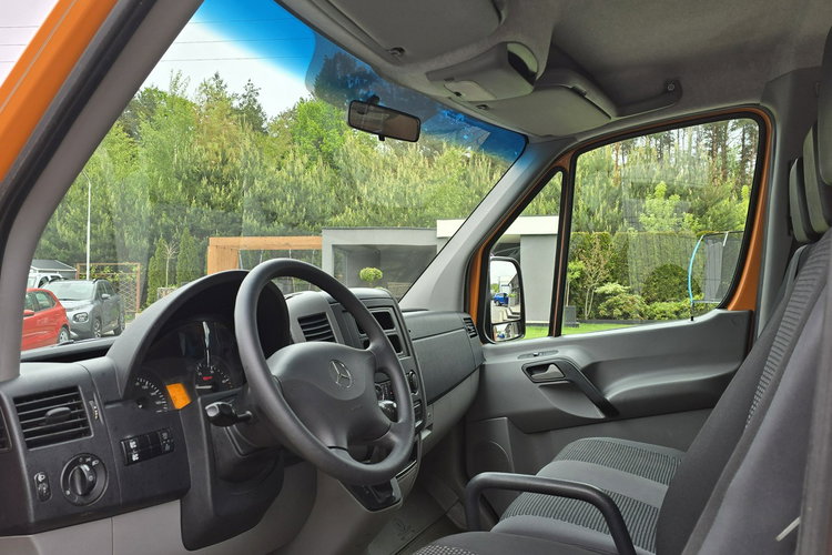 Mercedes Sprinter 2.2 CDi DOKA / 7 osób / Wywrotka 3-stronna zdjęcie 6