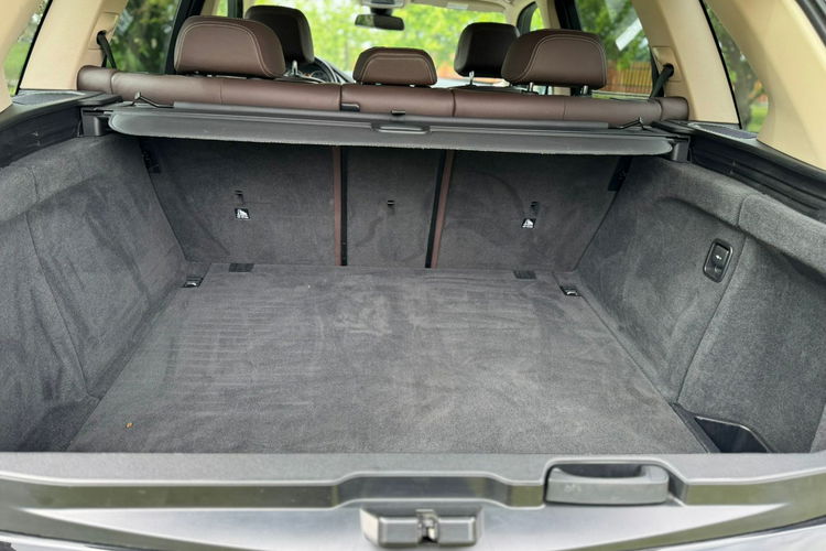 BMW X5 zadbane serwisowane bezwypadkowe zdjęcie 19