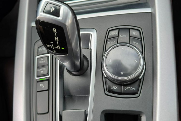 BMW X5 zadbane serwisowane bezwypadkowe zdjęcie 32