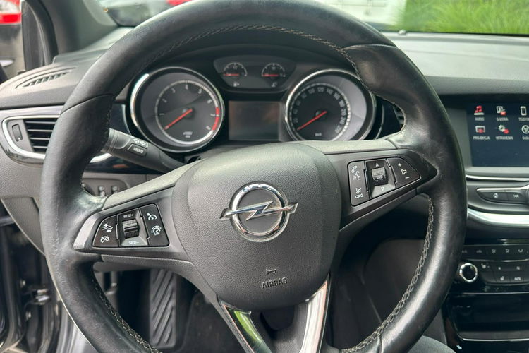 Opel Astra zadbane zdjęcie 10