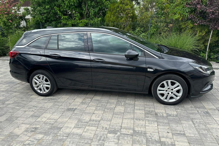 Opel Astra zadbane zdjęcie 28