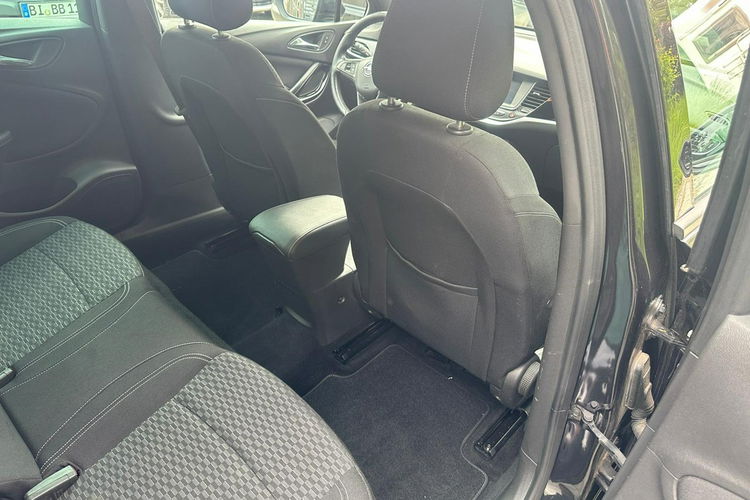 Opel Astra zadbane zdjęcie 30