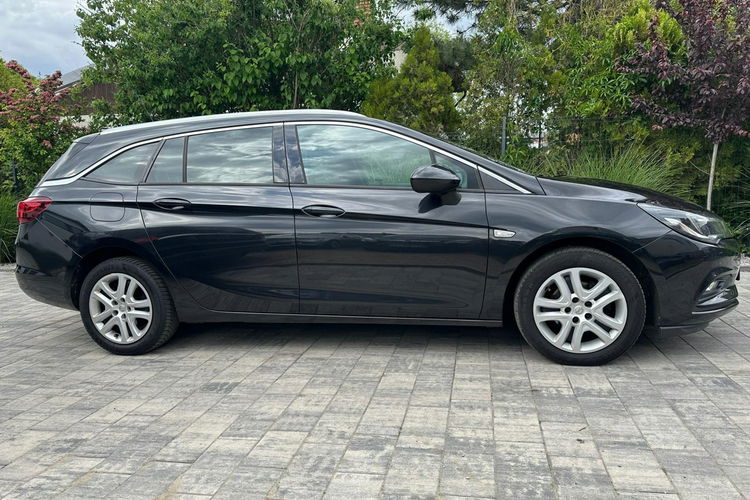 Opel Astra zadbane zdjęcie 4