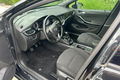 samochód osobowy Opel zdjęcie 9