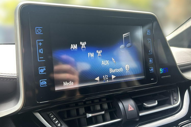 Toyota C-HR 1.8 HYBRID 122KM PRESTIGE LED NAVI, salon Polska, gwarancja zdjęcie 16